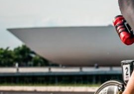 Iron Man 70.3 Brasília (1.9km de natação. 90km de bicicleta. 21km de corrida)